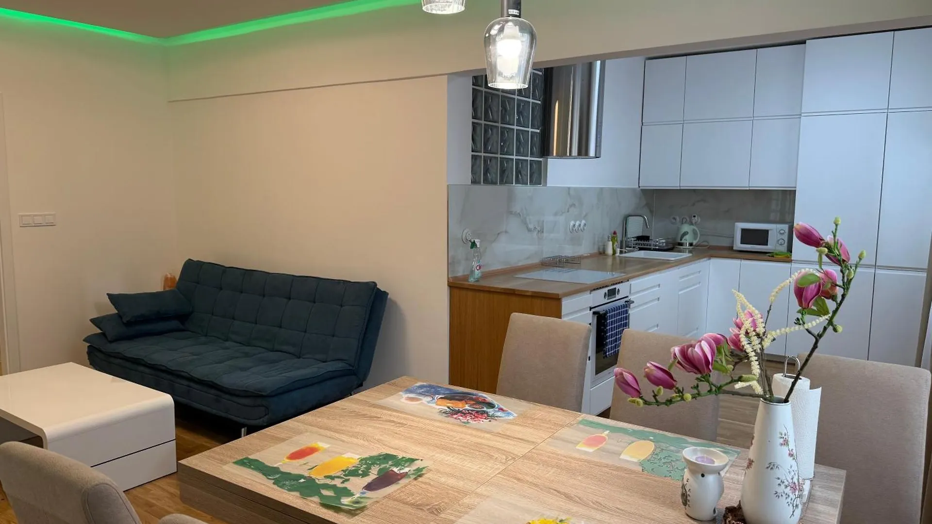 Apartment Galaxy 2 Karlovy Vary 0*,